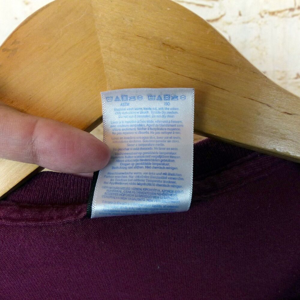 Santa Cruz Skateboards Shirt Mens L Burgundy Classic Dot Graphic Tee Skate 90s - Picture 12 of 12